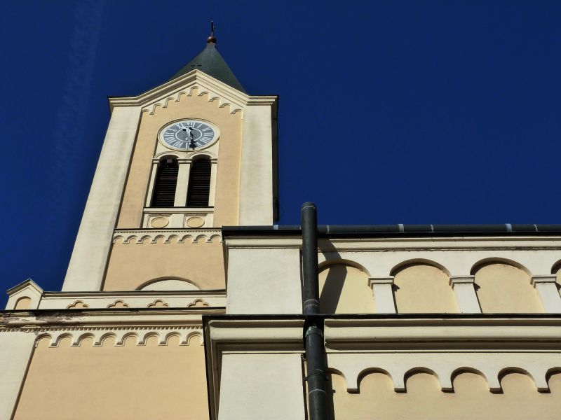 Church Gutter Replacement in Roseville, CA
